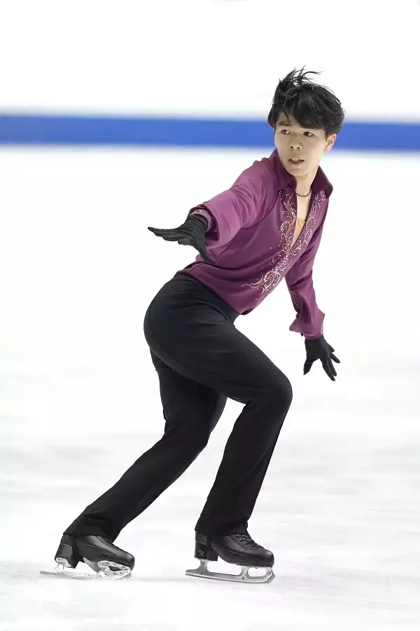 「フィギュアスケート佐藤駿選手と所属契約を締結しました」の画像