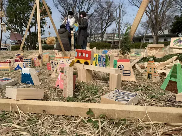 「【イベントのお知らせ】山と木と生きることを体験する上映会「山と木の映画祭」と、全国の山のめぐみを販売するマルシェイベント「有楽町モクイチ」を開催」の画像