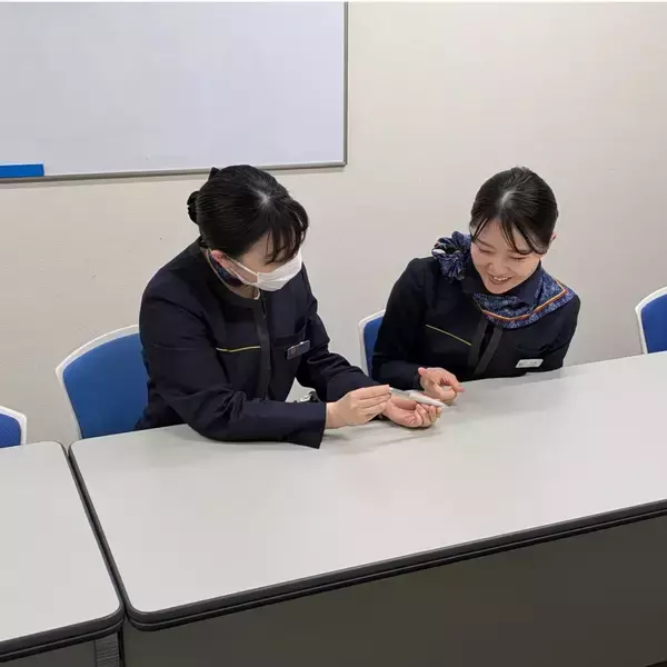 「廃車になった東海道新幹線の車両をアップサイクル　東海道新幹線再生アルミを使用したボールペンを共同開発」の画像