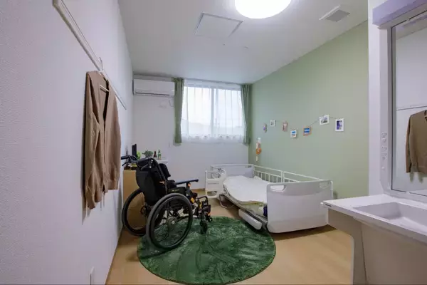 「【CUCホスピス】福岡県内で要支援・要介護率が最も高い北九州医療圏(※1)に「病院」でも「自宅」でもない、最期まで自分らしく生きるためのホスピス型住宅「ReHOPE 八幡西」を初開設」の画像