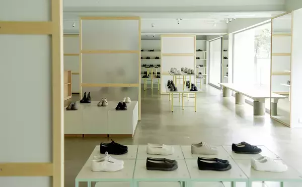 「“人、地域、文化の中で生きるコミュニティブランド”を目指して。ムーンスターは、人の暮らしのそばに旗艦店をオープンします。」の画像