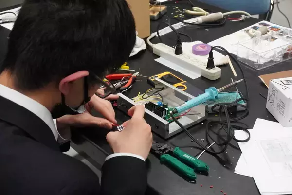 「ものつくり大学で、高校生対象体験学習プログラム「Let's Try！ オーディオづくり」を実施！自分だけのオーディオシステムづくりに挑戦。」の画像