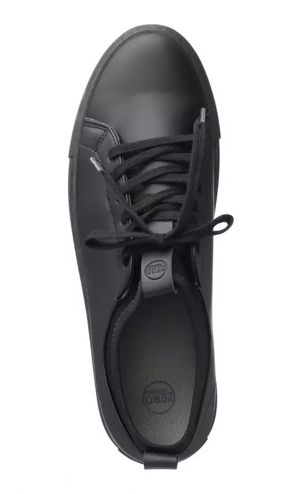 「累計1万足の販売を達成した「ゼロプレッシャースニーカー」が更なる履き心地の良さを提供すべくアップデート！」の画像