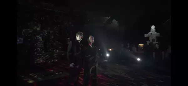 「羽田空港第2ターミナル「和蔵場～WAKURABA～」にてGACKT氏 揮毫の書「ONE WORLD」を1月13日（火）まで期間限定展示中」の画像