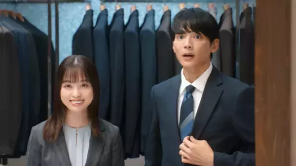 「三浦友和さんと橋本環奈さん出演の「洋服の青山」新CM環奈さんはグレーの既製スーツ、三浦さんはブラウンのオーダースーツで登場」の画像