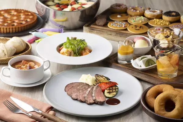 【コートヤード・バイ・マリオット 新大阪ステーション】お料理はコースで、デザートはブッフェスタイルで食べ放題「GOLDEN WEEK SPECIAL LUNCH COURSE」を発売