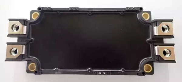 「【東芝デバイス＆ストレージ】データセンターの電源システムなどで用いられる高周波インバーター向けSiCパワーモジュール技術を開発」の画像