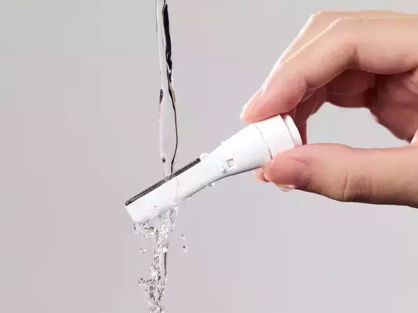 「マクセルブランドのビューティーシリーズ「Angelique(アンジェリーク)」からフェイス・ボディケアシェーバー ３製品を新発売」の画像