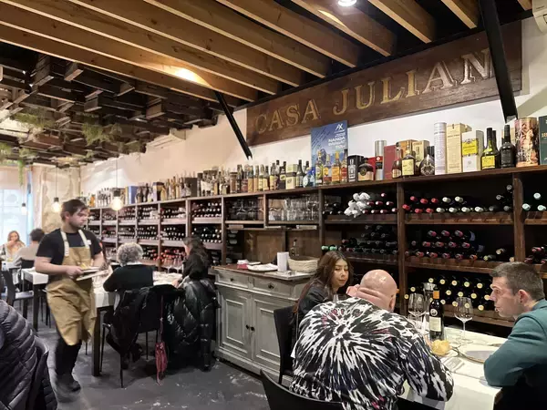 「世界のフーディーが集う、スペイン“チュレタ”（骨付きステーキ）の名店「Casa Julian（カサフリアン）」今秋、東京・南青山に日本初上陸」の画像