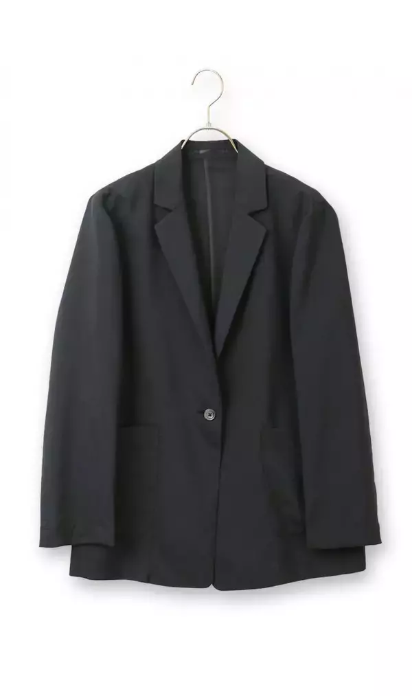 「デスクワークでも通勤時でも夏のビジネスパーソンの悩みを解決するジャケットが誕生シワ知らず、汗知らずの「シアージャケット」発売」の画像