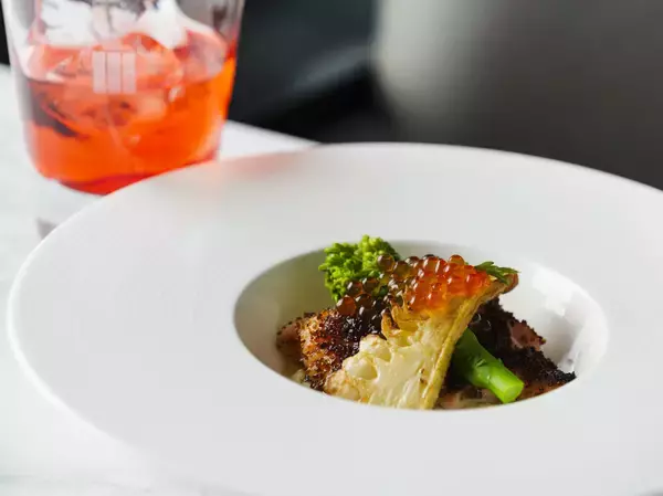 「【東京ミッドタウン】桜舞う東京ミッドタウンに、春を感じるグルメが勢ぞろい！「Spring Gourmet」本日からスタート」の画像