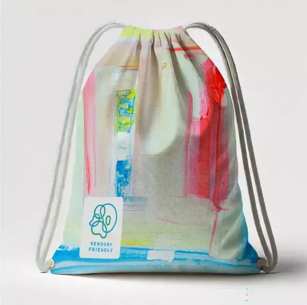 「誰もが過ごせるインクルーシブスタジアム実現に向けたトライアル ｜「センサリーフレンドリーバッグ」展開開始」の画像