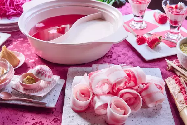 「【しゃぶしゃぶ温野菜 イベントレポート】累計120万食超！今年13年目の「梅しゃぶ」シリーズと新作「鶏白湯しゃぶ」が初春限定“紅白二彩鍋”として登場」の画像