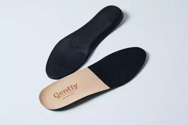 「本革で防水、それでいてこの価格。紳士になれる靴「gently®」から「ラク、に紳士になれる」ブーツタイプが登場」の画像