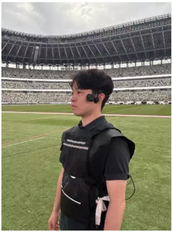 「ローカル5Gを活用した複数カメラの同時伝送をJリーグの試合生中継にて成功」の画像