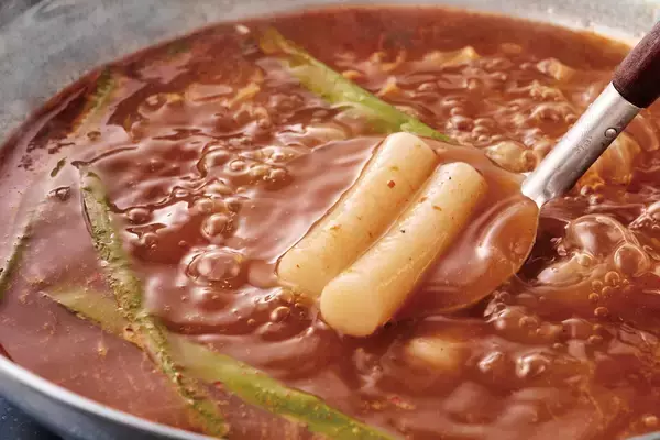 「【しゃぶしゃぶ温野菜：イベントレポート】最旬トレンド！9種の薬膳香る『旨辛 麻辣湯しゃぶ』＆九鬼「芳醇胡麻油」香る『鶏清湯 葱たんしゃぶ』」の画像