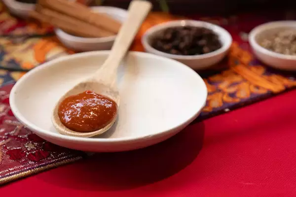 「【しゃぶしゃぶ温野菜：イベントレポート】最旬トレンド！9種の薬膳香る『旨辛 麻辣湯しゃぶ』＆九鬼「芳醇胡麻油」香る『鶏清湯 葱たんしゃぶ』」の画像