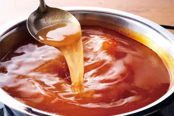 「【しゃぶしゃぶ温野菜：イベントレポート】最旬トレンド！9種の薬膳香る『旨辛 麻辣湯しゃぶ』＆九鬼「芳醇胡麻油」香る『鶏清湯 葱たんしゃぶ』」の画像