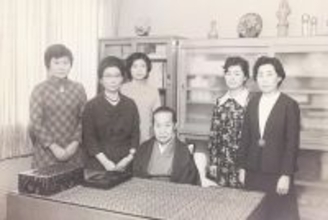 共立女子大学 染織文化財の保存修復室設置へ- 伝統的な服飾文化を未来へつなぐためにプロジェクト型募金を開始