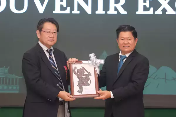 「【東京農業大学】江口 文陽 学長が東京農業大学を代表して「カンボジア王国友好勲章（Royal Order of Sahametrei）」を受章」の画像