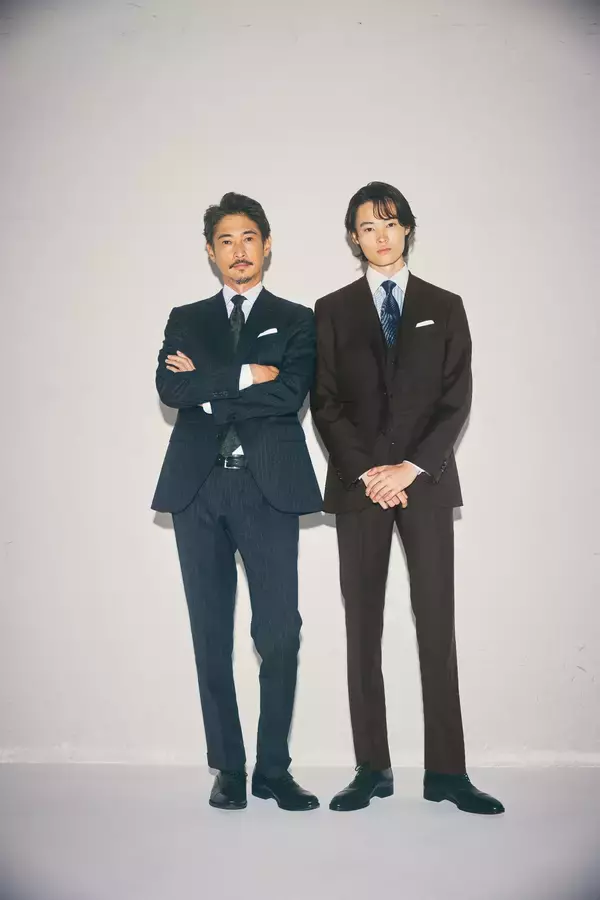 「時を超え窪塚洋介・愛流親子の再現写真が新ビジュアルに　スーツスクエアの成人式応援キャンペーン9月22日よりスタート」の画像
