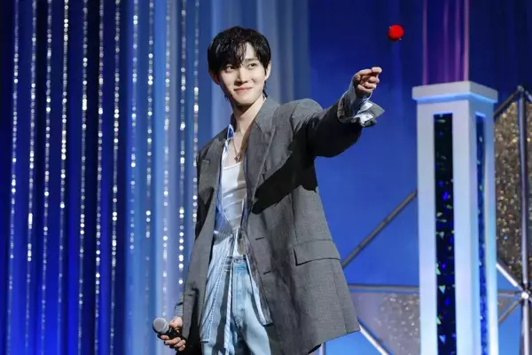 「キム・ヨンデ、約１年ぶりの来日ファンミで集まったファンたちを魅了」の画像