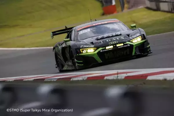 「Audi R8 LMS、富士24時間レースで総合3位 表彰台」の画像