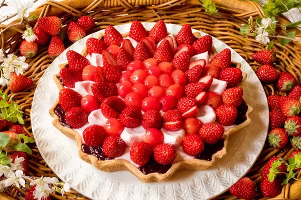 「【キル フェ ボン】＜フェア開催のお知らせ＞ブランド初、全店で「SAKURAフェア」を開催！ひと足早い春の陽だまりを、桜の季節に寄り添うタルトにのせて」の画像