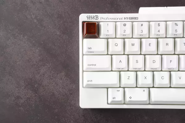 「＜輪島塗×HHKB＞伝統工芸とIT技術が融合した「HHKB漆塗キートップ」を発売開始」の画像