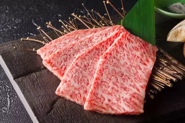 「【焼肉 飛車角】バレンタインシーズンに贈る、黒毛和牛の贅沢。希少部位「黒毛和牛ヒレ肉」を添えた特別プランを期間限定で」の画像