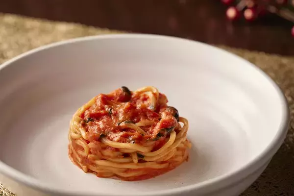 「ニューヨーク発モダン・イタリアン「スカルペッタ東京」聖夜を彩る限定クリスマスコース “Scarpetta Natale 2025”2025年12月19日（金）～27日（土）販売」の画像