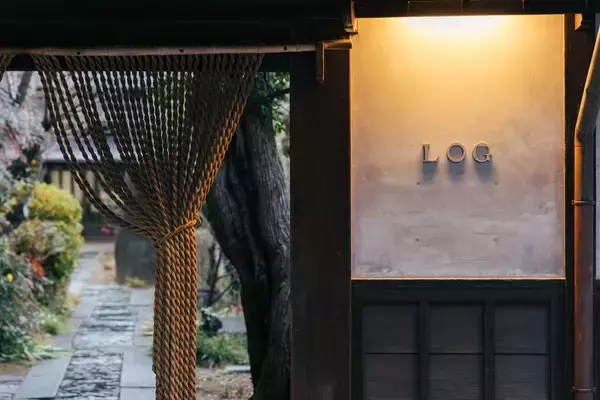 「LOG オリジナル “Warp Slits Pants” リリース」の画像