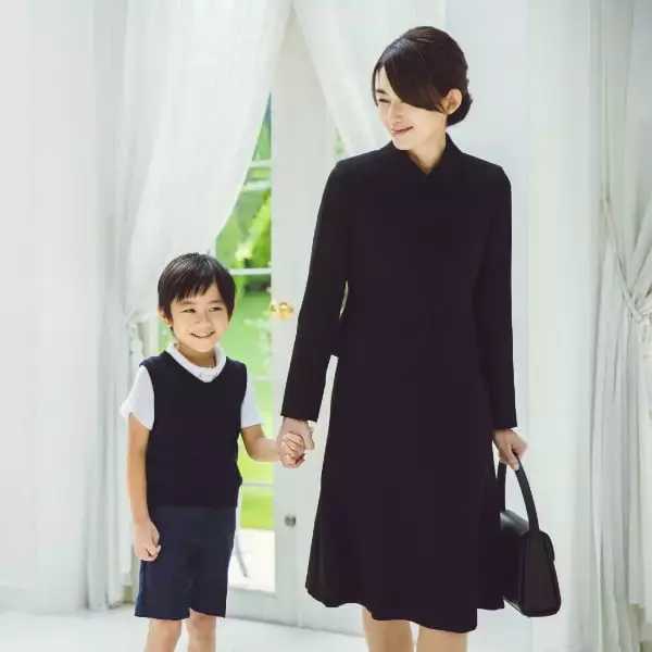 「レンタルサービスでメンズスタイルのキッズスーツが新登場！オケージョン服のレンタルサイト「hare：kari」合計8アイテム215種類に拡大」の画像