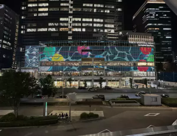 「【東京ミッドタウン八重洲】東京駅前で音楽とグルメと過ごす夏の宵　都心のお祭り「八重洲夜市」開催～夜がさらに華やぐ、無料音楽ライブ＆デジタルアートも～8月23日(金)から9月7日(土)の金曜・土曜」の画像