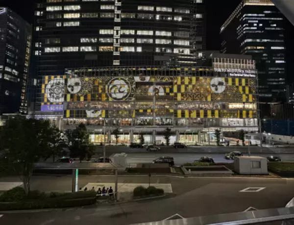 「【東京ミッドタウン八重洲】東京駅前で音楽とグルメと過ごす夏の宵　都心のお祭り「八重洲夜市」開催～夜がさらに華やぐ、無料音楽ライブ＆デジタルアートも～8月23日(金)から9月7日(土)の金曜・土曜」の画像