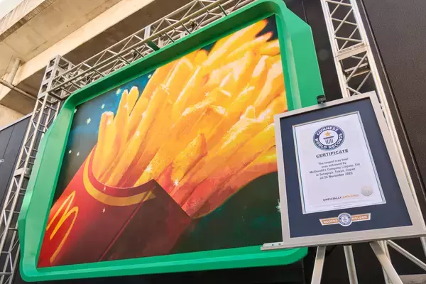 食欲の秋と芸術の秋を一度に楽しむ「マクドナルド美術館」を開催11月26日（水）～期間限定