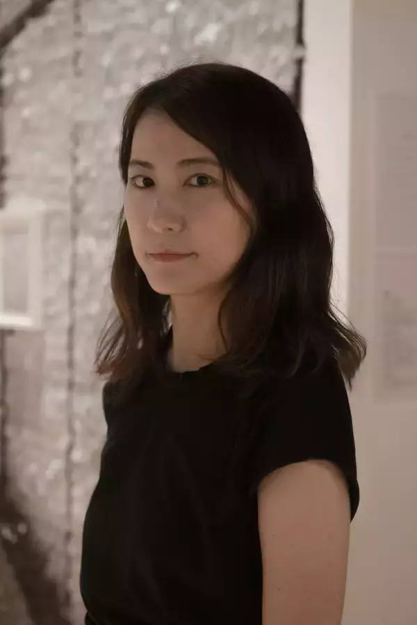 「【京都 蔦屋書店】 坂間真実 個展「洞窟の寓話」を5月15日（金）より開催。人間の欲望や生への問いを起点に、複数のメディアで現代を編む。」の画像