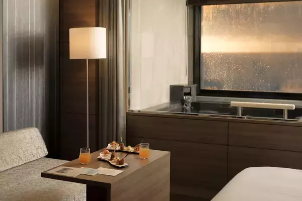 「【南紀白浜マリオットホテル】白浜温泉と美食、温泉アドバイザーが監修した春の宿泊プラン「Premium Shirahama Onsen Stay」を発売」の画像