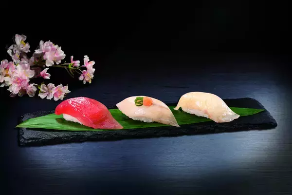 「自社セントラルキッチンの最新加工技術「超熟成シリーズ」が本格導入―3月6日（金）から期間・数量限定で販売―同日より、愛媛県産の高級魚などが楽しめる「愛媛県」フェアを開催！」の画像