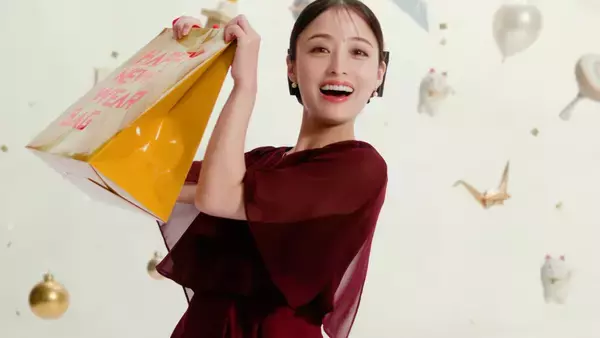 「三浦友和さん・橋本環奈さん・水上恒司さん・生見愛瑠さんが初共演！「洋服の青山」新CMで“HAPPY NEW WEAR”をお祝い」の画像