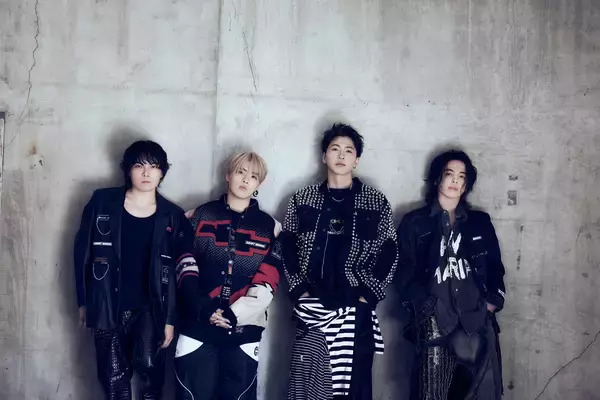 「三浦友和さん・橋本環奈さん・水上恒司さん・生見愛瑠さんが初共演！「洋服の青山」新CMで“HAPPY NEW WEAR”をお祝い」の画像