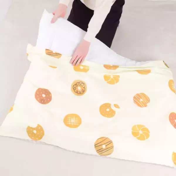 「敷布団も洗濯機で丸洗いOKに進化！Amazonベストセラー*『お昼寝布団セット』が軽量リニューアル」の画像