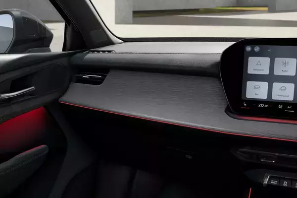 「新型Audi Q3シリーズを発売」の画像