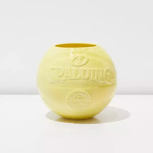 「ORIGINAL ROSE x SPALDING COLLABORATION by B’s International　」の画像