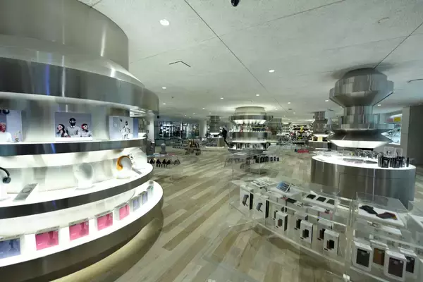 「タイ・バンコクの流行発信地「サイアム地区」に 新コンセプト商業施設「サイアム・ディスカバリー」オープン」の画像