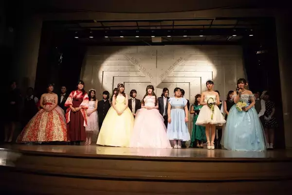 「女子聖学院中学校・高等学校 114周年記念祭、11/2・4に開催。 -- Teenage Dream -- 夢のように楽しい、思い出に残る記念祭をめざして。～憧れのパーカー姿、裏方として支える記念祭実行委員会に注目！～」の画像