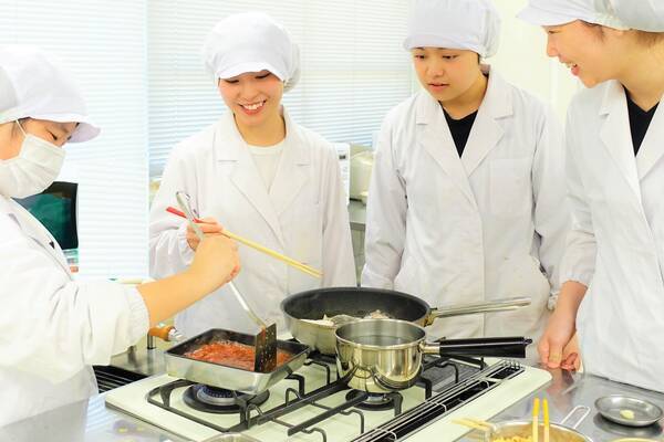 大阪国際大学短期大学部栄養士コースの学生が 守口市教育委員会とのコラボで中学校給食レシピを共同開発 2020年2月18日 エキサイトニュース