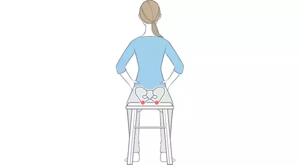 「座りながら筋トレ!?自宅でできる「テレワーク太り」のお手軽解消法！」の画像