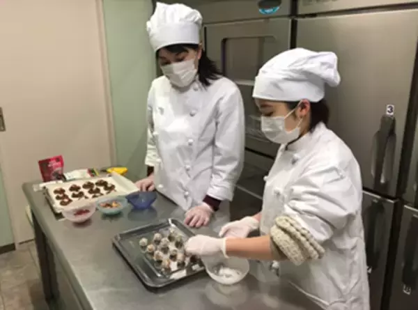 「札幌学院大学　フェアトレードサークルプロデュース -- フェアトレードオリジナルスイーツ「さっぽろゆめ結晶」販売 --」の画像