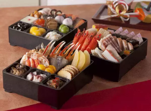 【ニュースレター】39年の歴史を誇る“おせち料理”を今年も販売。北海道生まれ「とんでん」の味を全国にお届けします！～全店舗で無料試食を実施！早期ご予約特典は 11月23日(月・祝)まで～
